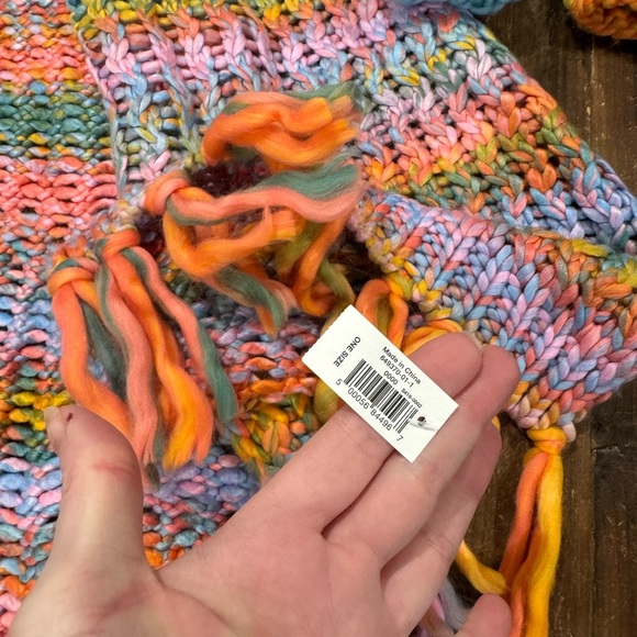 NEW! 4 piece GAP Honeycomb knits set in Rainbow Multi - Picture 5 of 7